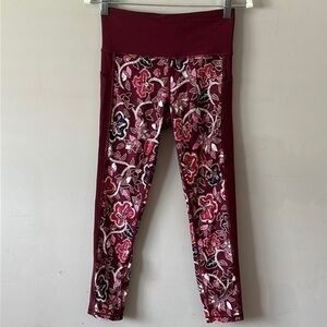 Athleta Red Leggings With Pockets Size SMALL